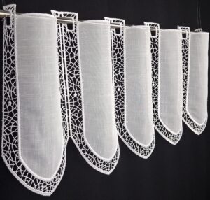 Stick-Macrame Panneaux Scheibengardine weiß 45 cm hoch 140 cm breit